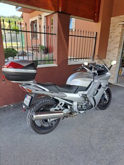 Predám yamaha fjr 1300 - 2