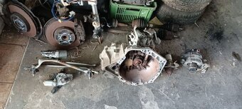 Toyota yaris 1.0 - 2
