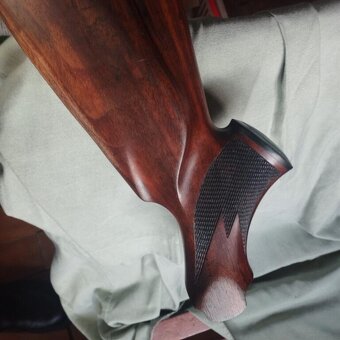 Predám pažbu Blaser R93 - 2