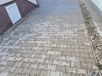 Čistenie fasád, striech , dlažieb ,a exteriérových povrchov - 2