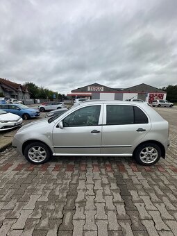 Škoda Fabia 1.2 47 kW – r.v. 10/2003 – Pekný stav - 2