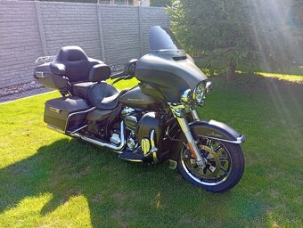 Harley Davidson Ultra Limited FLHTK - 2