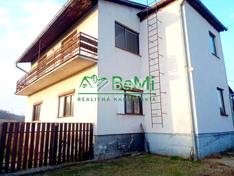 Predaj viacgeneračného rodinného domu - Dolné Semerovce  (04 - 2
