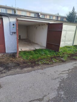 Prenajmem garáž na mravenisku. - 2
