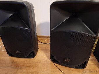 Behringer EUROLIVE B15X - 2