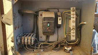 stavebný rozvádzač, antonik - 2