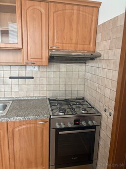 Kuchynská linka - 2