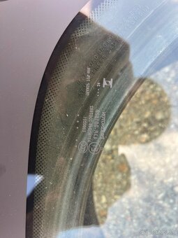 Čelne sklo BMW f10 - 2