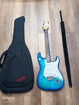 FENDER STRATOCASTER JAPAN - 2