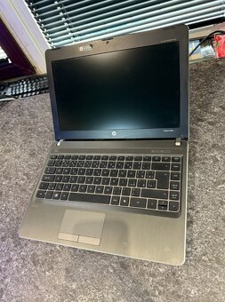 Notebook HP i3-2330M / 8 GB RAM / 250 GB SSD / LINUX MX - 2