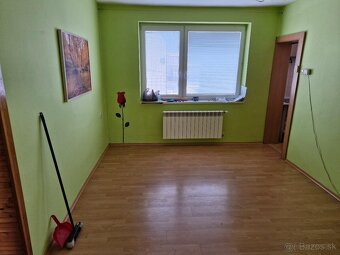 Znizena cena 4 izbovy byt Hanušovce - 2