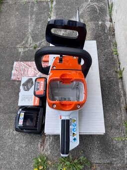 Nová sada Aku motorová pila STIHL MSA 220 C-baterie, nabíječ - 2