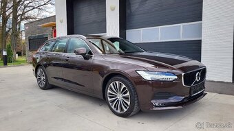 Volvo V90 T4 2.0L Momentum Pro A/T - 2