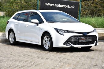 Toyota Corolla Kombi TS 2.0 HYBRID E-CVT SR 2021 DPH - 2