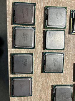 Predam desktopove procesory, CPU. - 2