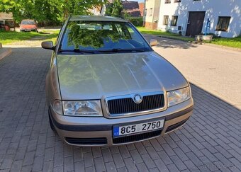 Škoda Octavia 1,9 TDI PD Elegance 4x4 Combi nafta manuál - 2