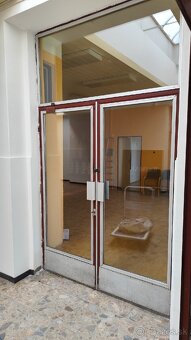 136m2 obchodný priestor Svidník - 2