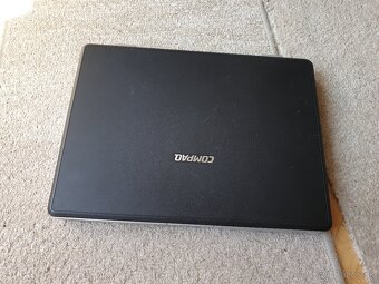 HP Presario C300 - 2