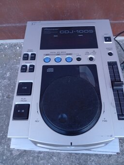 CD prehrávač Pioneer - 2