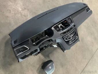 Peugeot 508 - airbagy. - 2