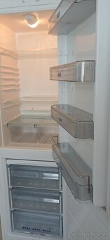 Predám kombinovanú chladničku s mrazničkou WHIRLPOOL - 2