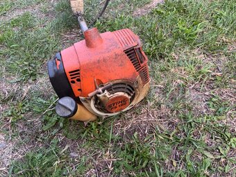 Krovinorez stihl 120 - 2