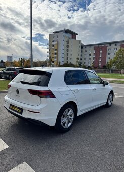 Volkswagen Golf 2022, 2.0 TDI, manuálna prevodovka - 2