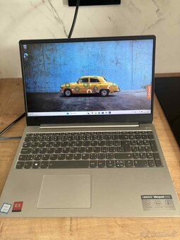 Lenovo IdeaPad 330S-15IKB – i5 / 8GB RAM / 212GB / Windows 1 - 2