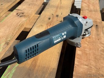 Uhlová brúska Bosch - 2