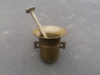 Predám starožitný mažiar - 2