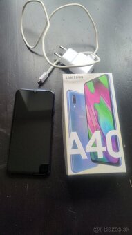 Samsung Galaxy A40 64GB - 2
