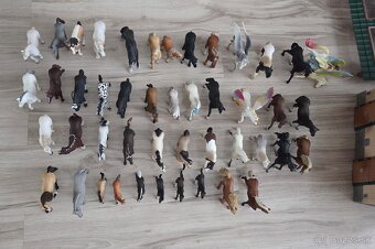 Schleich kone, stajne, dom - 2