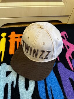 Šiltovka TWINZZ - 2