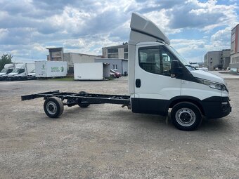 🚗+🚗 IVECO Daily 35S16 šasy - 2