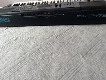 Yamaha psr e473 - 2