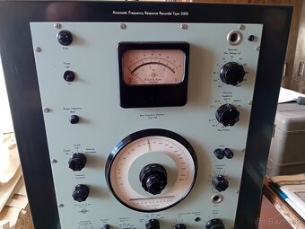 Predám Historický merací prístroj Brüel & Kjaer - 2