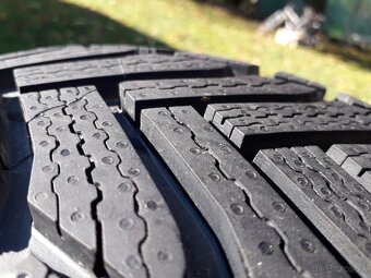 205/50 r17 zimne pneumatiky - 2