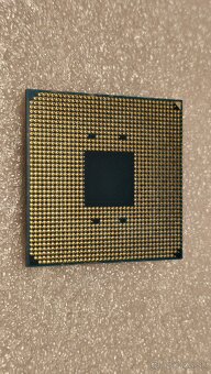 Predám procesor AMD Ryzen 7 2700 - 2