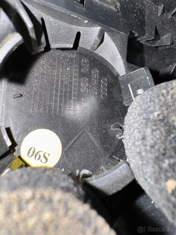 Kryt reproduktoru Audi - 2
