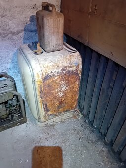 Retro chladnicka ELEKTROSVIT - 2