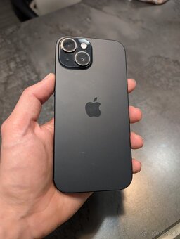 iPhone 15 128GB - 2