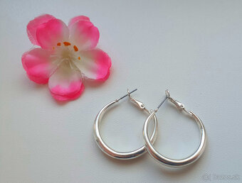 Náušnice striebornej farby - 2