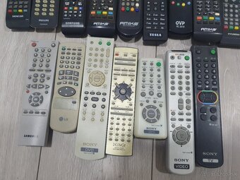 Predam originalne dialkove ovladace - 2