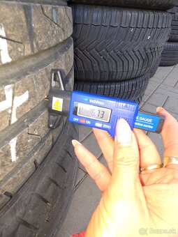 Pneumatiky 235 55 17 letné Zn.hankook - 2