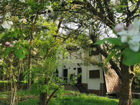 Dvojpodlažná chata v obci Klokočov - 2