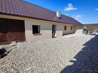 Na predaj zrekonštruovaný rodinný dom v obci Jelšovec pri Lu - 2