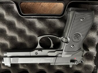 Co2 pištol Umarex beretta 92 fs - 2