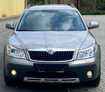 Škoda Octavia SCOUT 2.0 TDI CR DSG 4X4 103KW COMBI 160000KM - 2