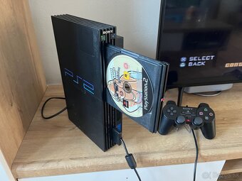 Playstation 2 + ovládač - 2