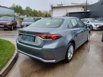 Toyota Corolla Sedan 1.8 Hybrid 103kW Automat - 2